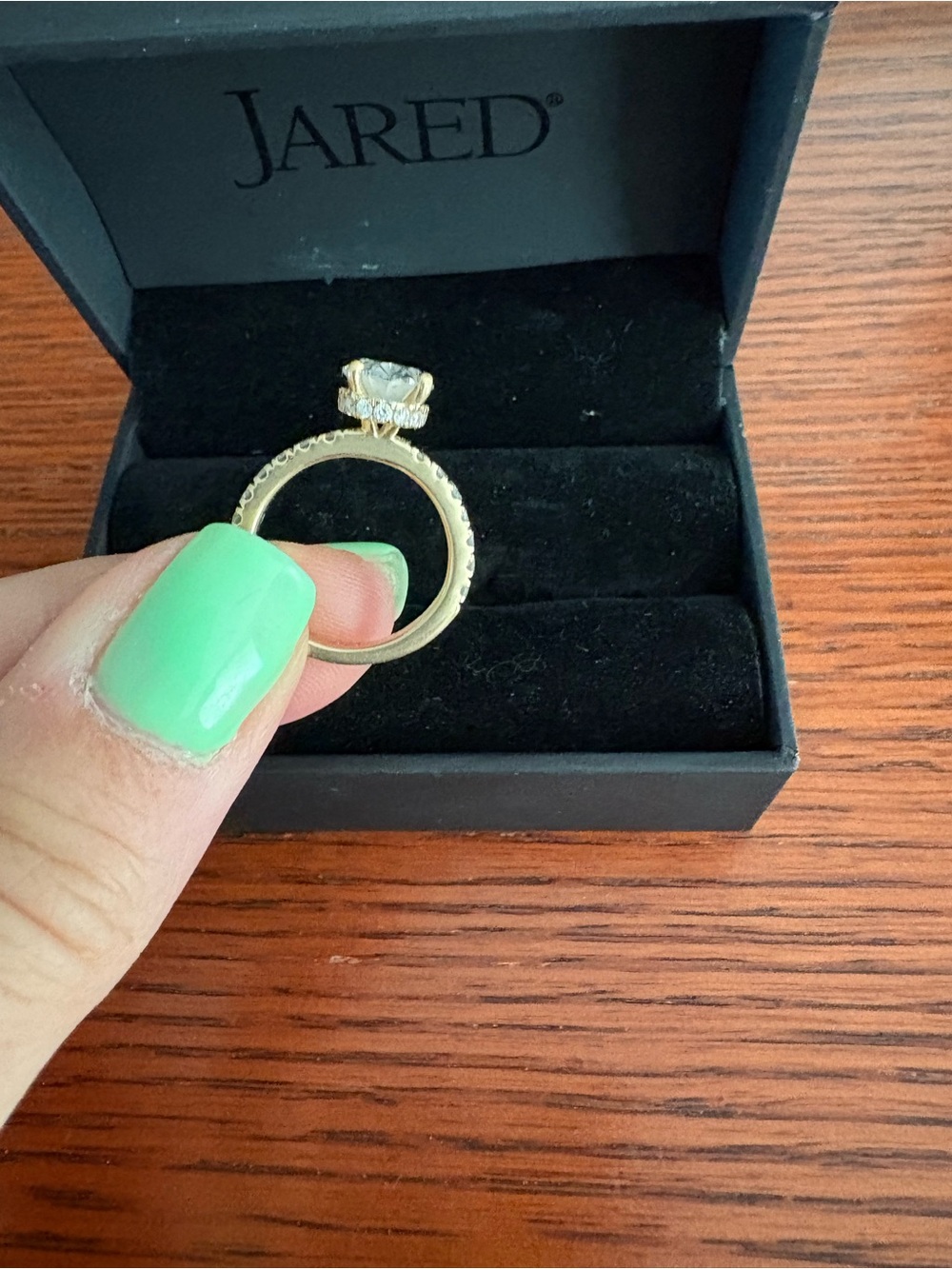 2.50ct lab diamond Solitaire Diamond Ring in Yellow Gold with Pave Band - Picture 4 of 6